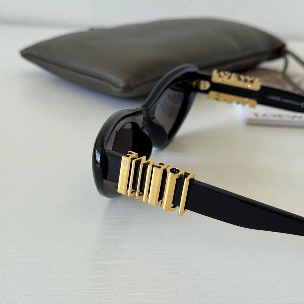 New! Loewe Black Cat-Eye Sunglasses LW40156U 01A, Authentic